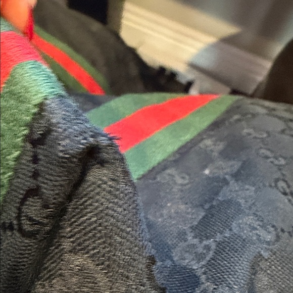 Gucci Black Tote with Red and Green Straps - Picture 7 of 12